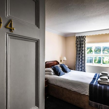 The Royal Hotel Llangollen Exterior photo